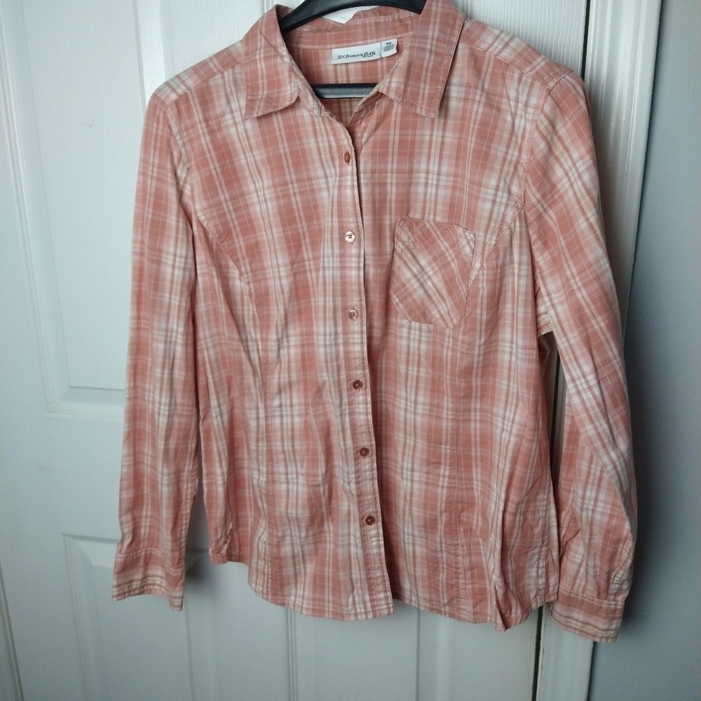 St John's bay orange and white plaid front pocket button up blouse. Size PXL